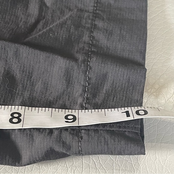 The North Face men’s shorts size 34 hiking shorts  gray EUC - Picture 11 of 11